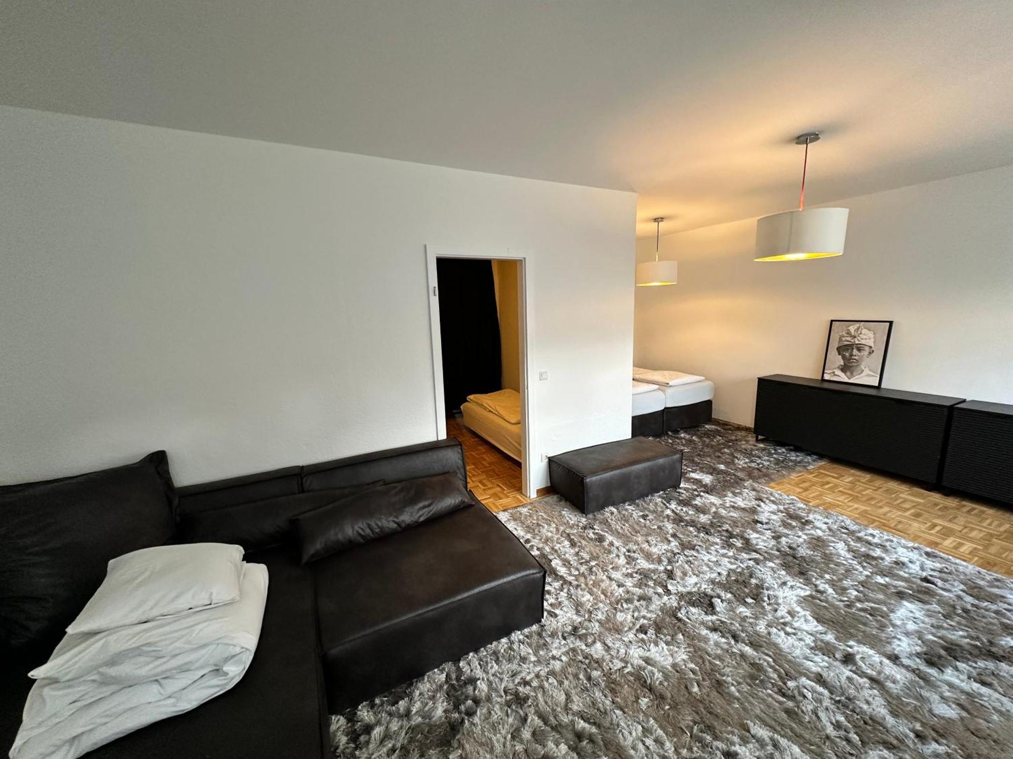 Loft Living - - Ehrenfeld
